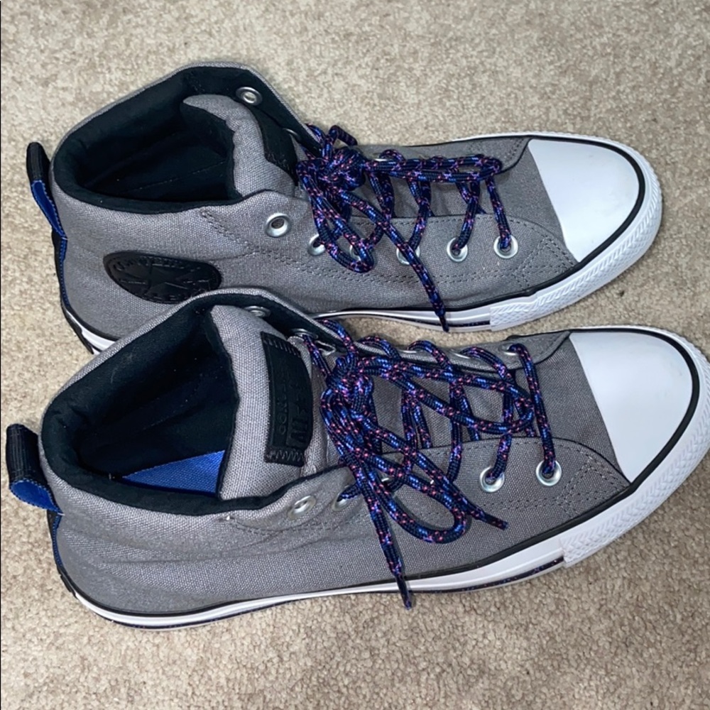 Women’s converse high top shoes